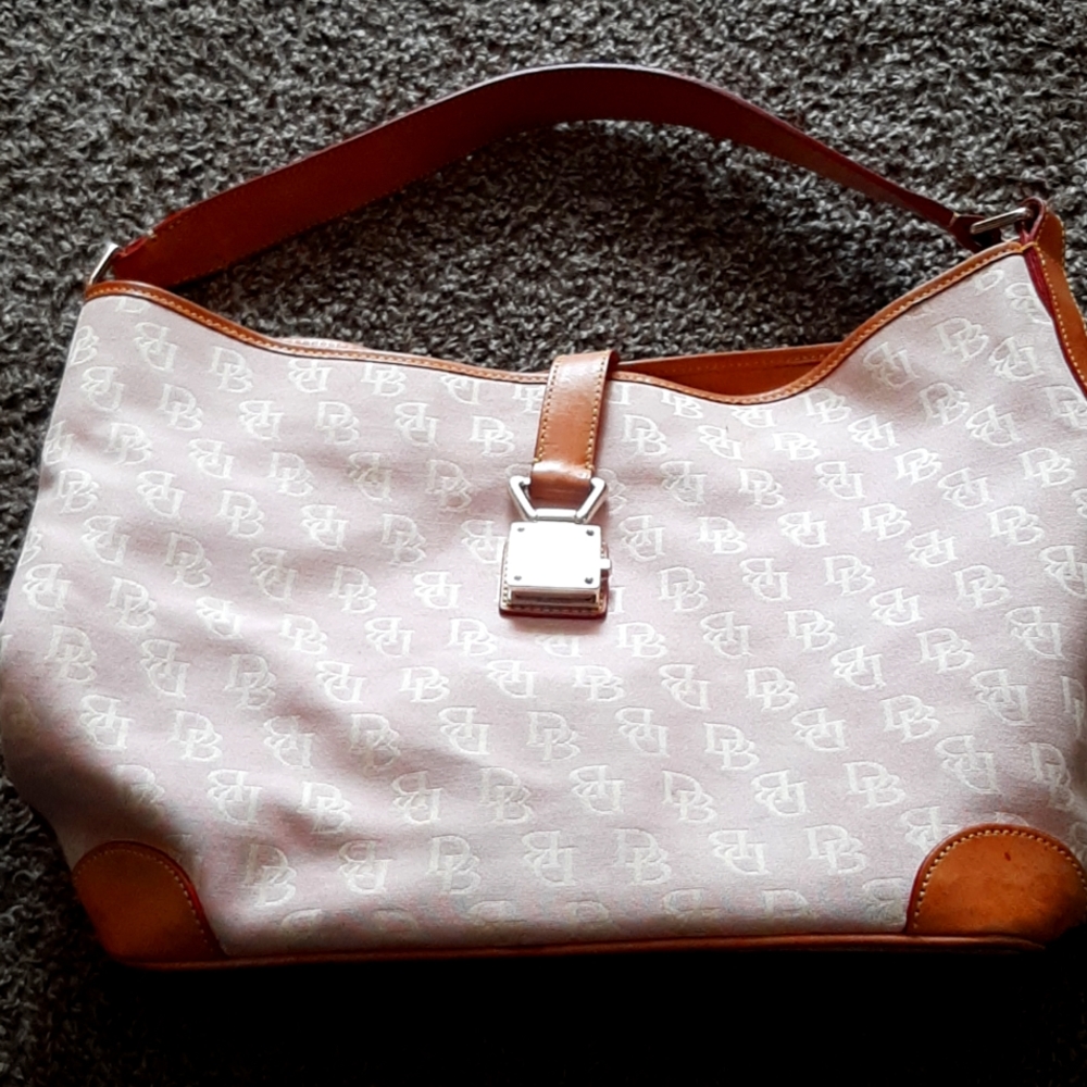 Dooney & Bourke Handbag